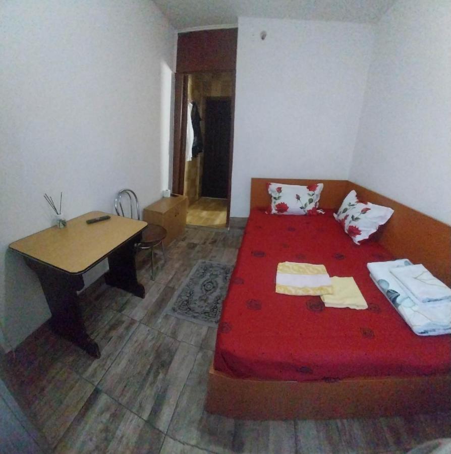 Ferienwohnung Garsoniera Buzau Exterior foto